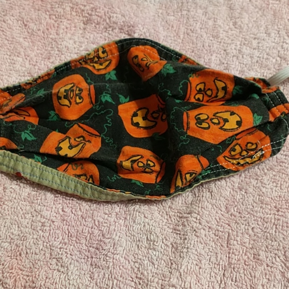 Spooky pumpkin mask